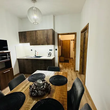 Kamzík Apartamento *